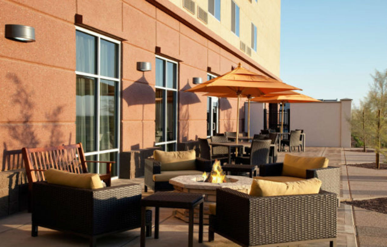 Courtyard Phoenix Chandler/Fashion Center Exterior photo
